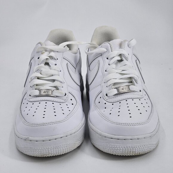 Athletic_Shoes